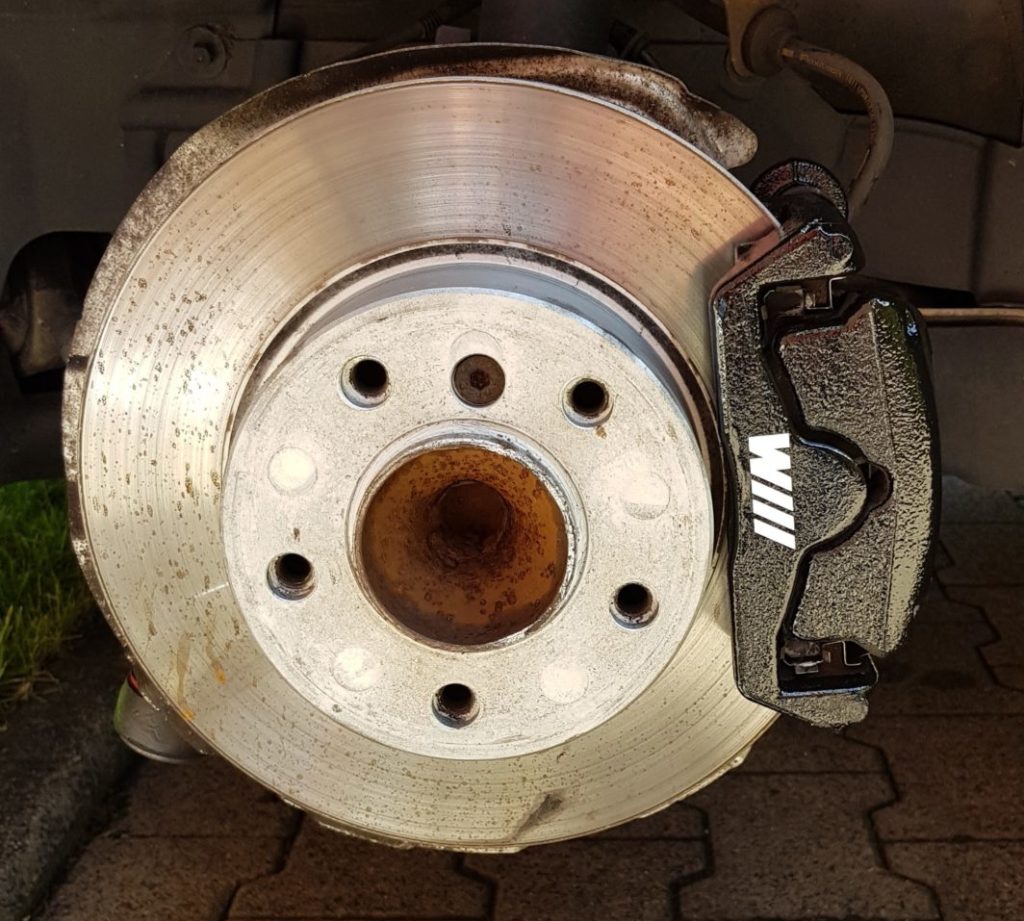 Bremssattel fertig lackiert